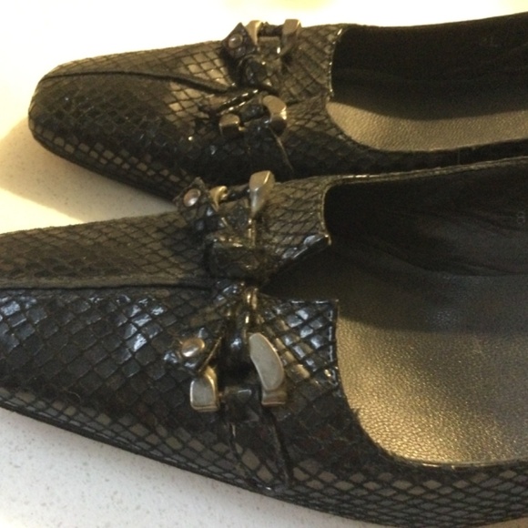 Stuart Wiseman Snakeskin Shoes - Picture 3 of 9